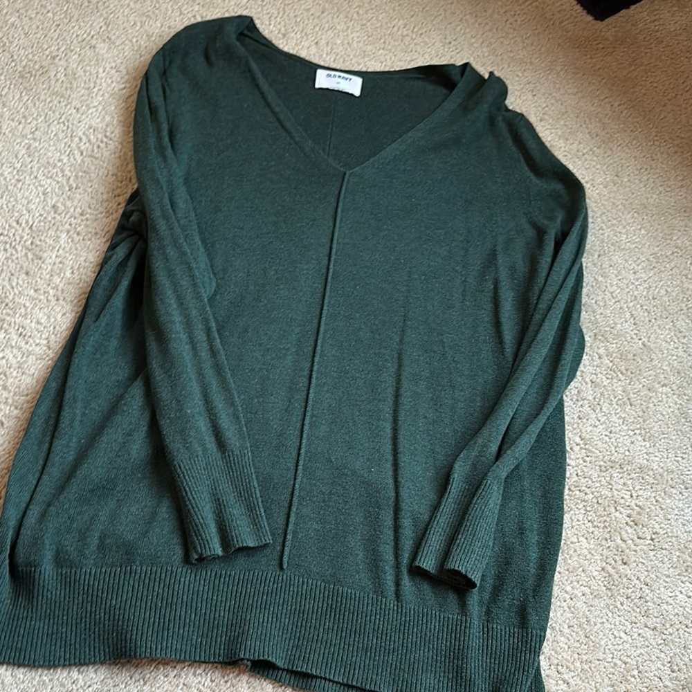 Women's Green V-Neck Sweater